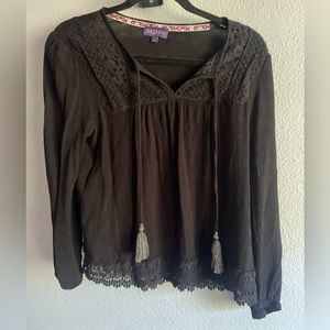 Women’s black boho blouse